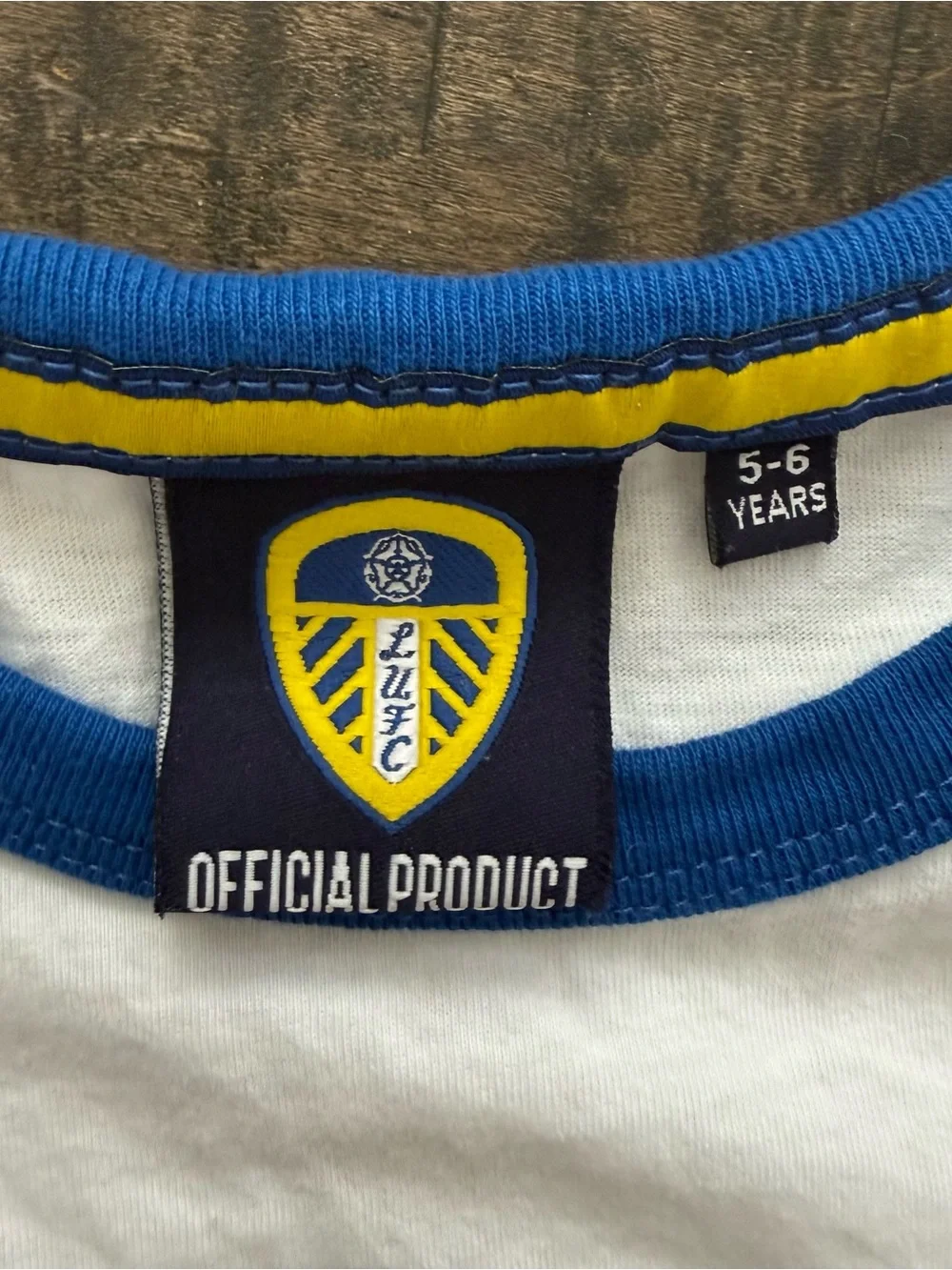 Leeds United Clothing Kit Outfit Jersey Bundle Tee SizeYouth Boys Girls